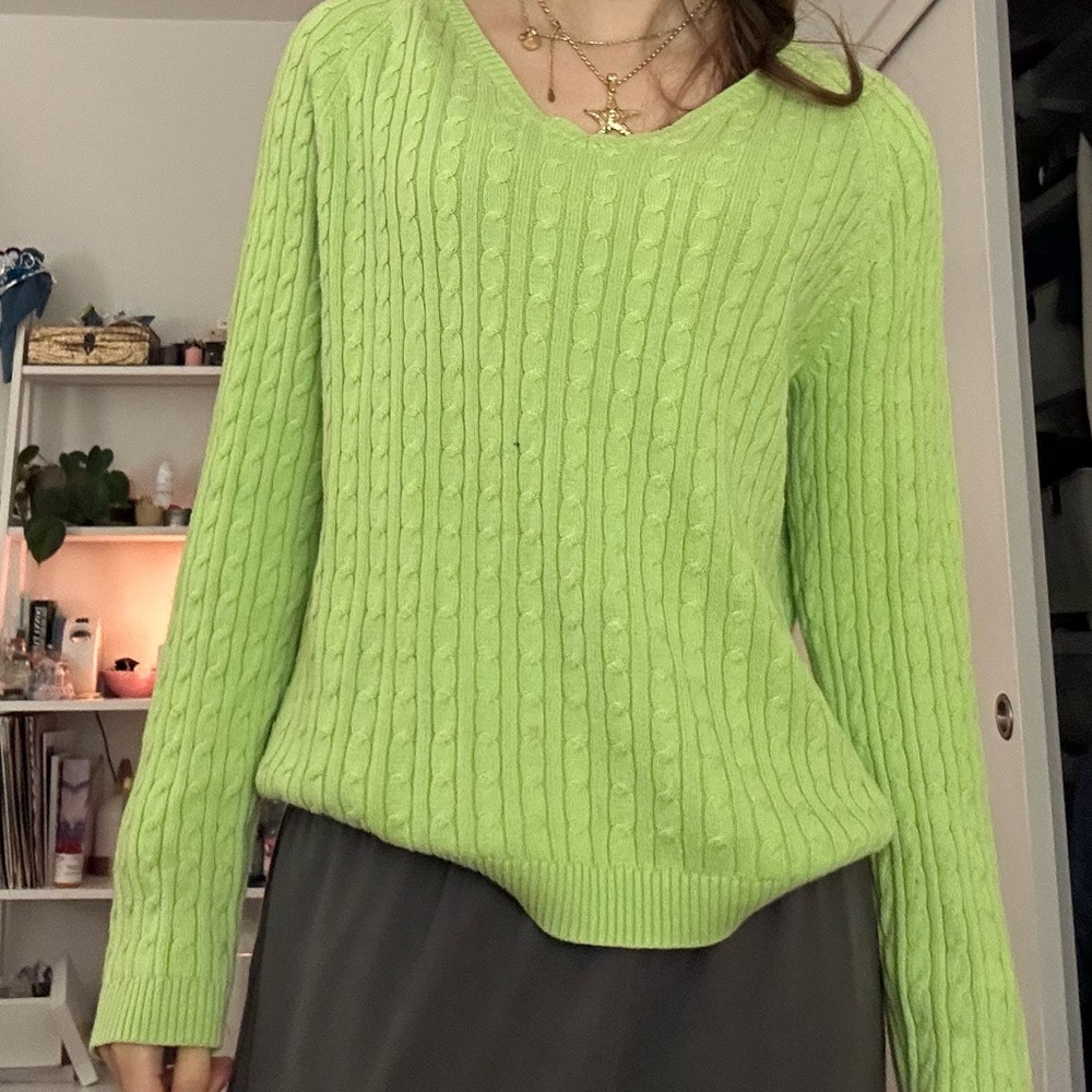 neon green v neck cable knit sweater 💚